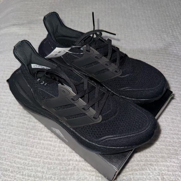 adidas ultraboost 21 Triple Black Athletic Shoes - Picture 2 of 6